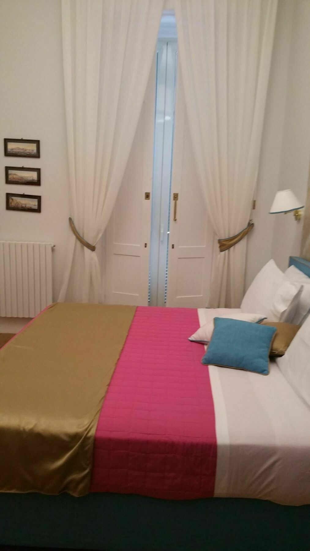 Ferienwohnung La Dimora Dei Reali Neapel Exterior foto